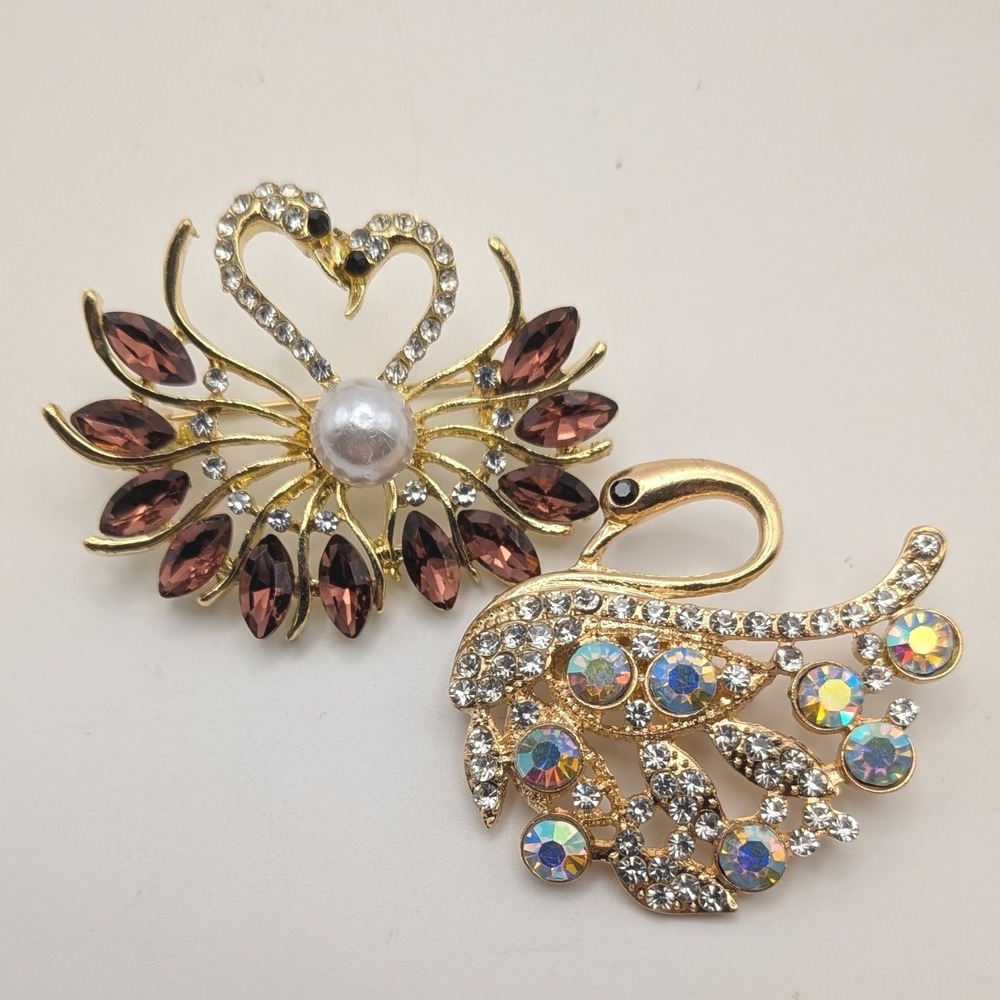 Vintage Style Gold Tone Swan Brooch Set Rhinestone Faux Pearl Purple AB Crystal